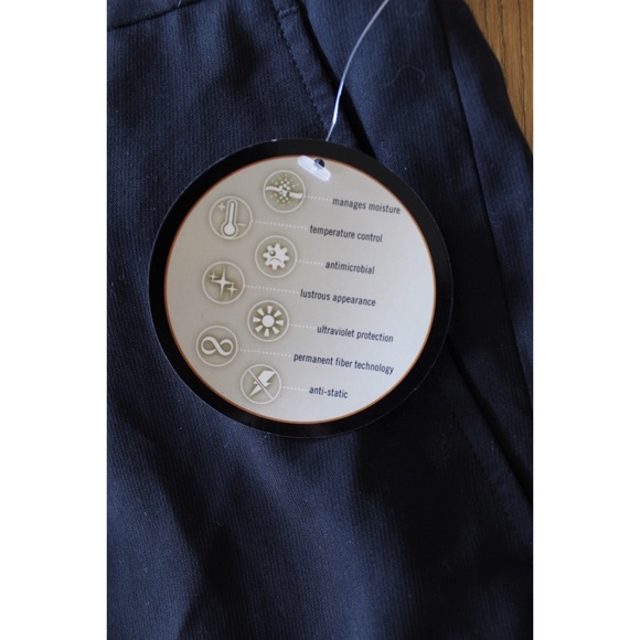 Golf Champions Tour NWT Organic Bamboo Caviar Black Golf Shorts 40W - Picture 5 of 8